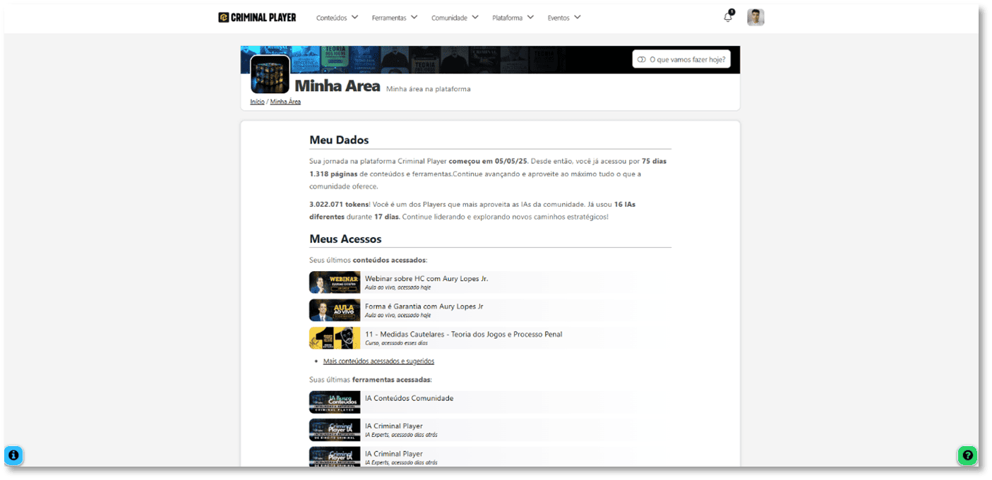 Tela da seção Minha Área mostrando acessos, favoritos e progresso do usuário.