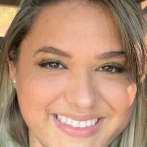  Foto de perfil de MARINA DE CAMARGO AGUIAR 