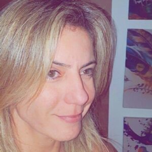  Foto de perfil de Livia Novak de Assis 