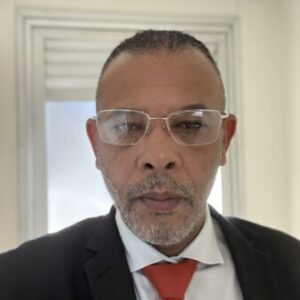  Foto de perfil de Paul Miranda Trovoada Pires 